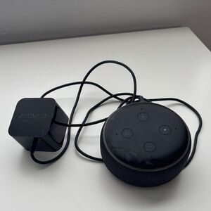 Amazon Echo Dot Voice Assistant in Black
